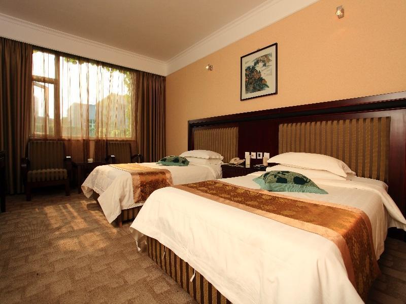 Emeishan Huasheng Hotel Екстериор снимка
